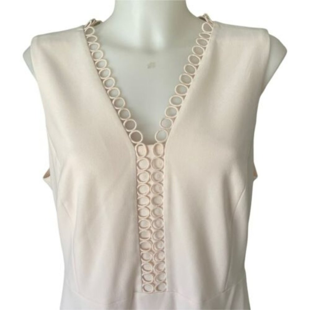 COPY - 🆕 NWT - CALVIN KLEIN LIGHT (PALE) PINK SHEATH  DRESS with Circle Embelli